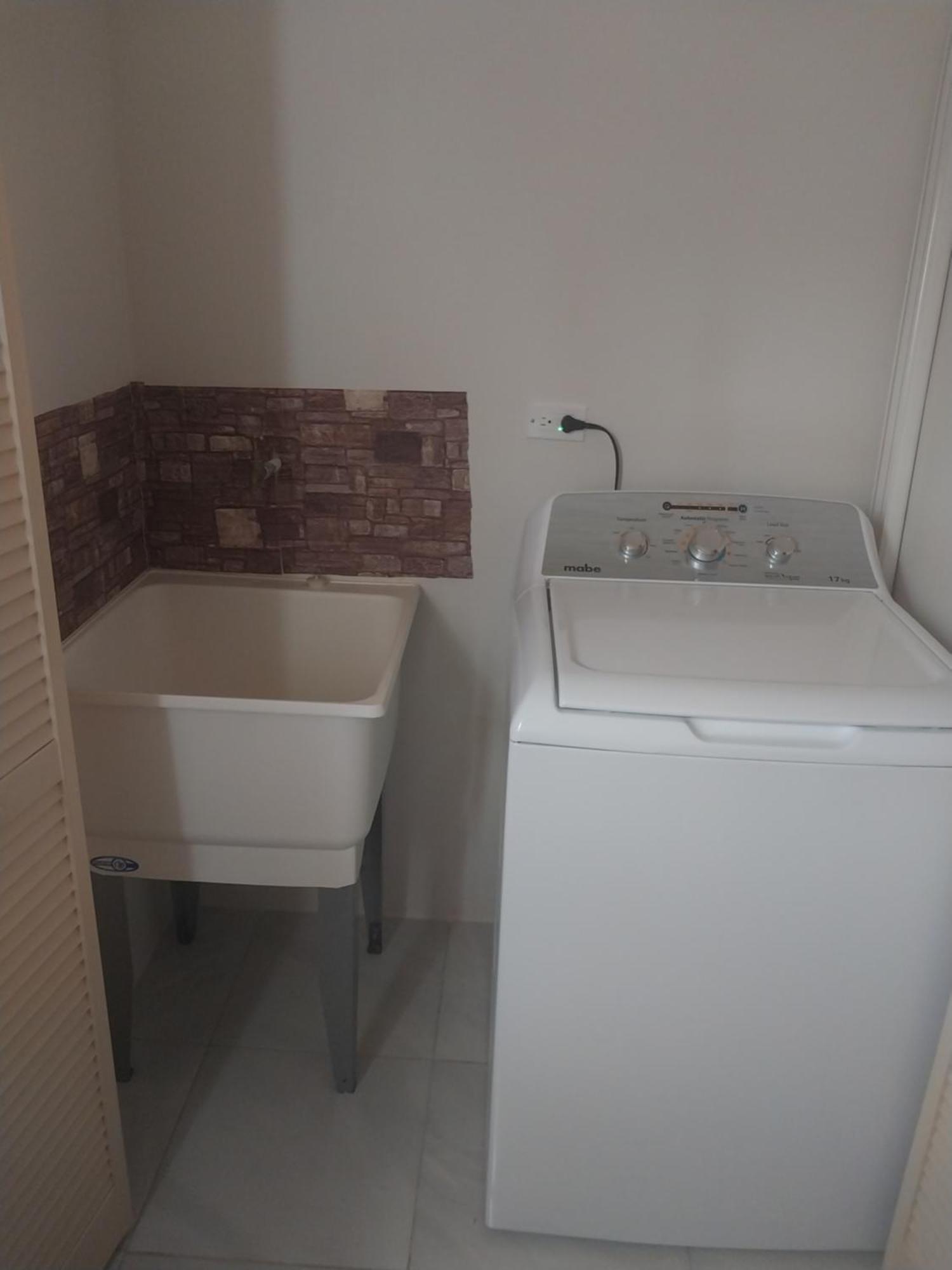 Villa Debs Cozy Cove Discovery Bay Esterno foto